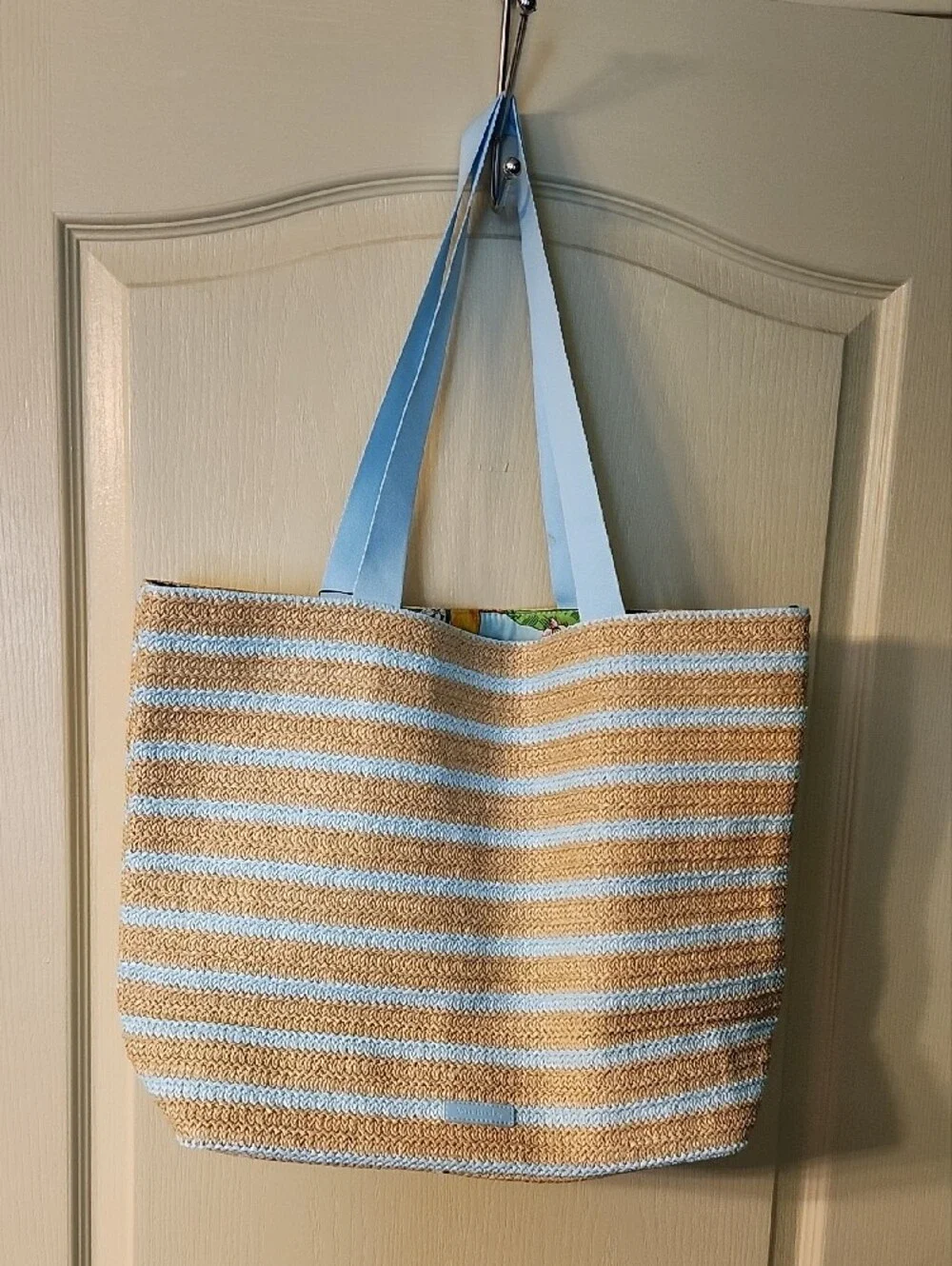 VERA BRADLEY "SQUEEZE THE DAY" STRAW TOTE BAG - Picture 3 of 4